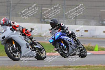 media/Oct-15-2022-Fastrack Riders (Sat) [[9a18b22502]]/Level2/Turn 9 1130am/
